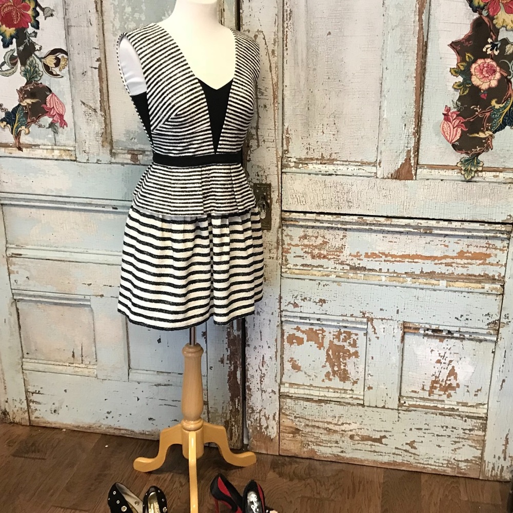 BCBG MAXAZRIA PIPER WOVEN COCKTAIL DRESS